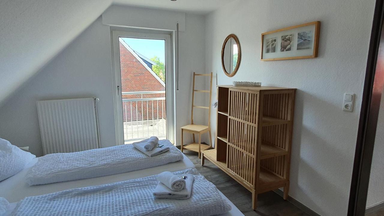 Friesenmeer Ferienwohnung Vier Bensersiel Kültér fotó